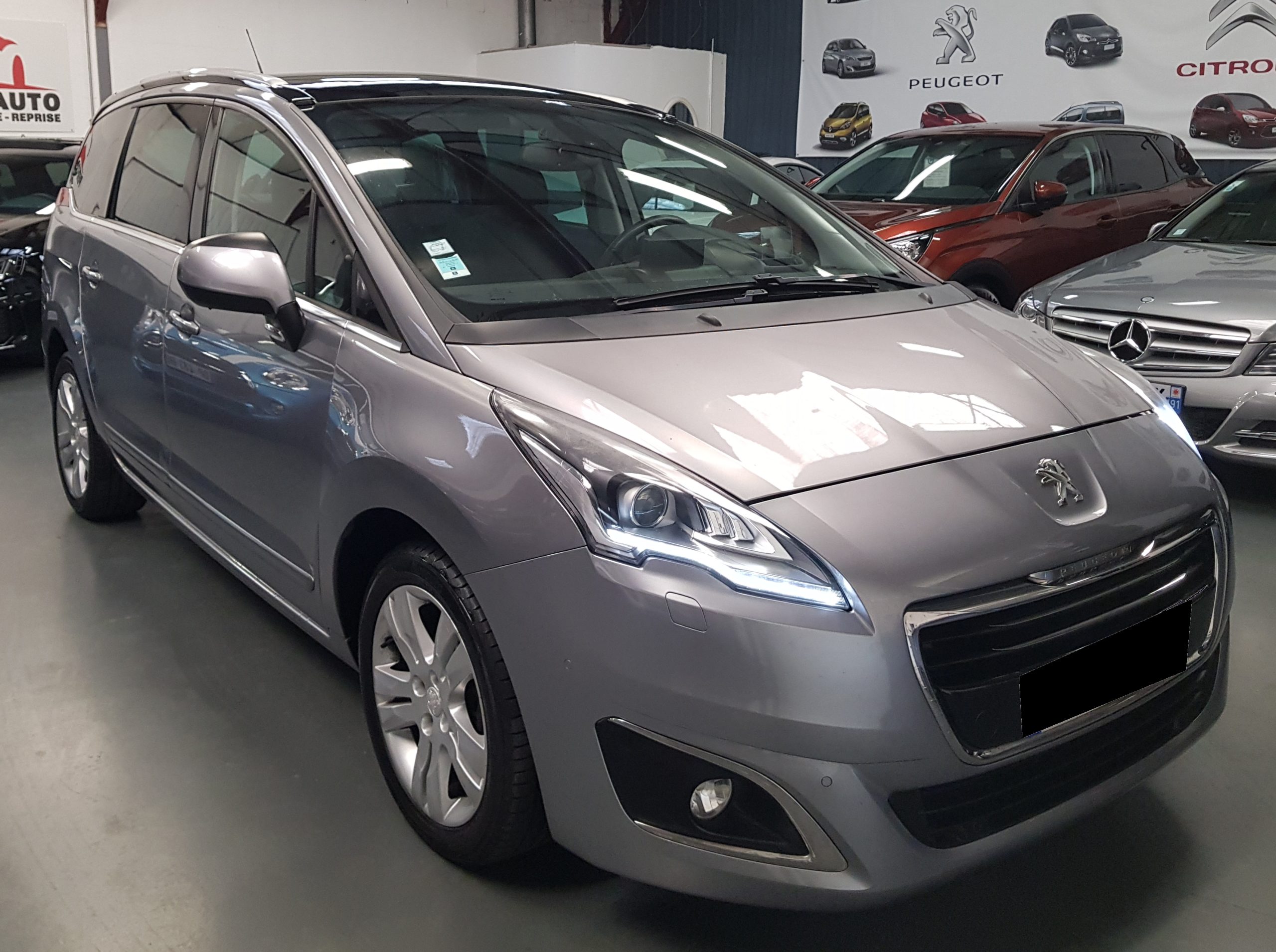 PEUGEOT 5008 Phase 2 1.6 HDi 115cv (BVA GPS Toit Pano Caméra) Performance Auto, achat